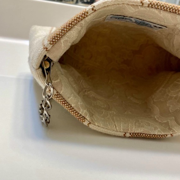 Add Libb Designs of Charleston, SC The Poppy Clutch Pocketbook Handbag - Picture 8 of 9